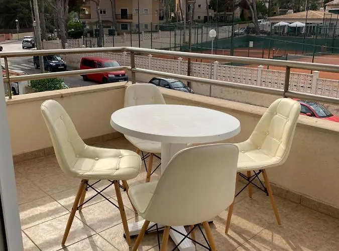 Edificio C'an Patilla דירה